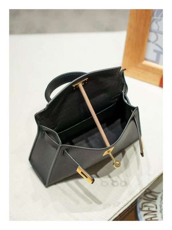 2025-015-BK (1) Black Gold Handcrafted palmprint leather bag