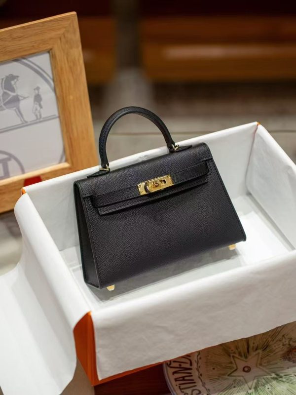 2025-015-BK (4) Black Gold Handcrafted palmprint leather bag
