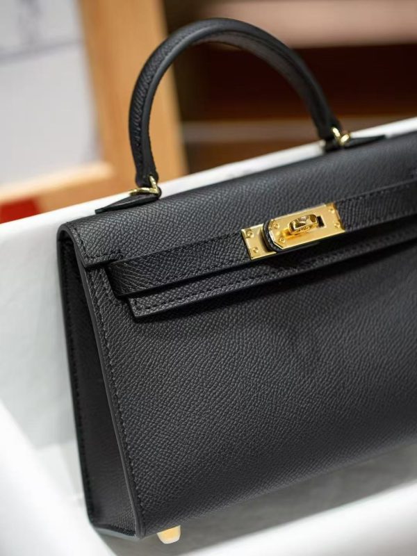 2025-015-BK (8) Black Gold Handcrafted palmprint leather bag