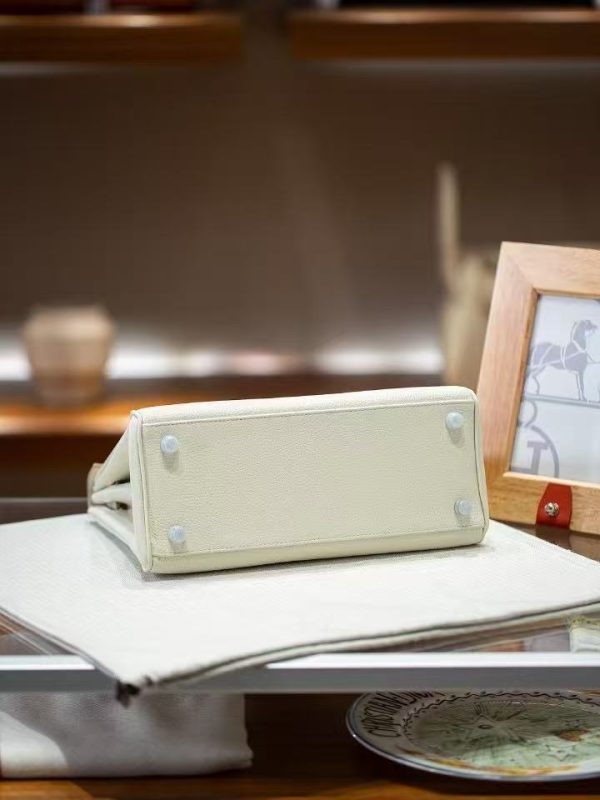 2025-022-W (6) Luxury Handmade leather handbg-28CM-Silver White