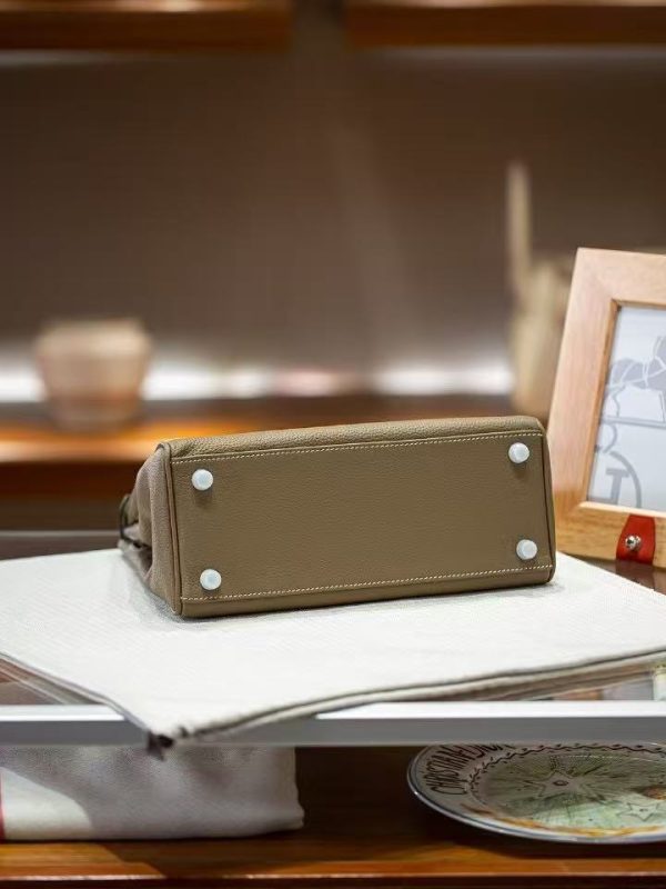 2025-024-GY (6) Luxury Handmade leather handbg-28CM-Silver Gray